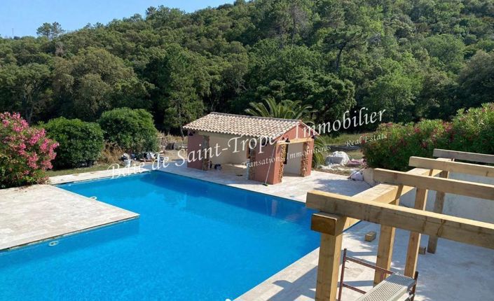 Image No.7-4 Bed House for sale