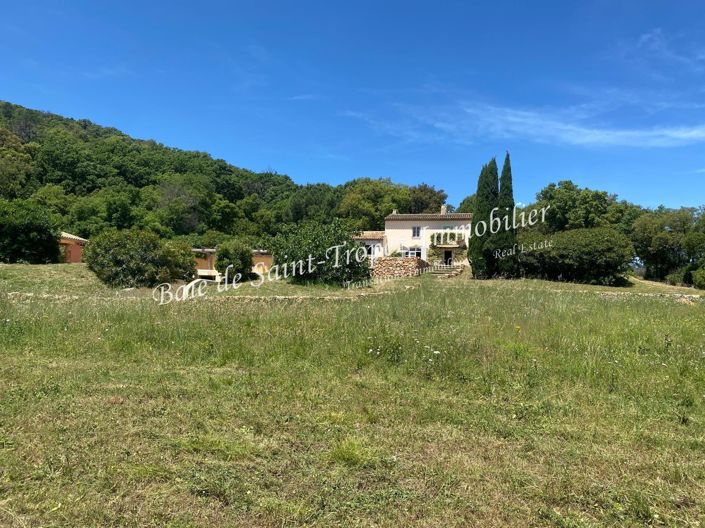 Image No.2-Maison de 4 chambres à vendre à Grimaud