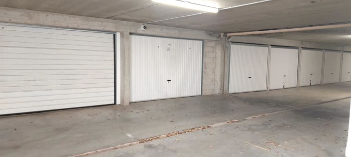 Image No.17-2 Bed House for sale