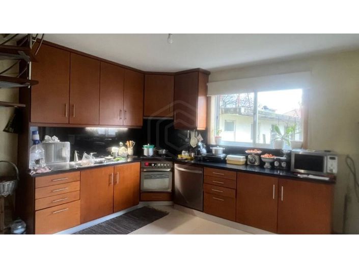 Image No.2-4 Bed House for sale