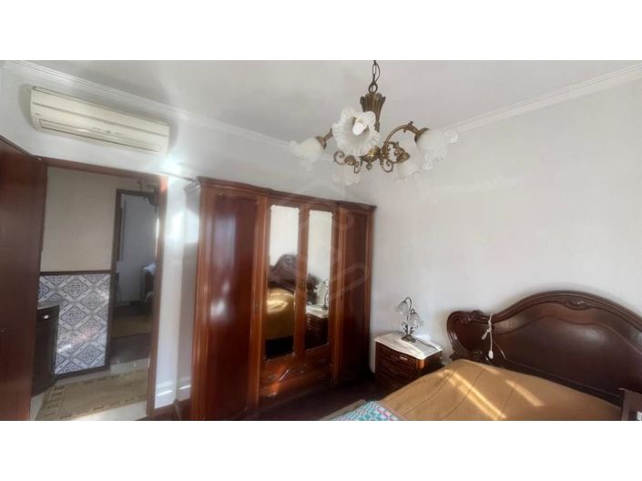 Image No.26-4 Bed House for sale