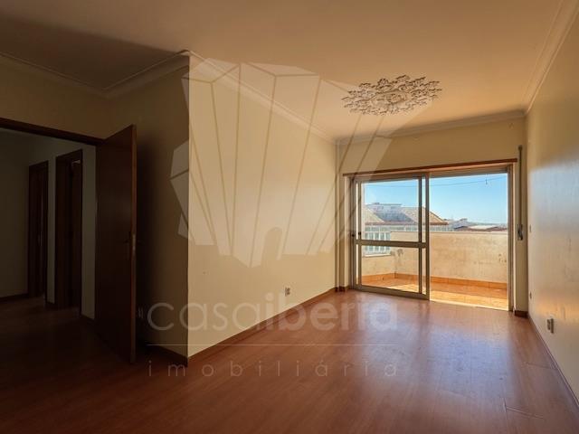 Image No.23-2 Bed Apartment for sale