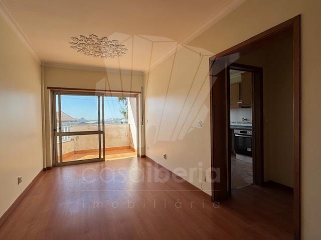 Image No.24-2 Bed Apartment for sale