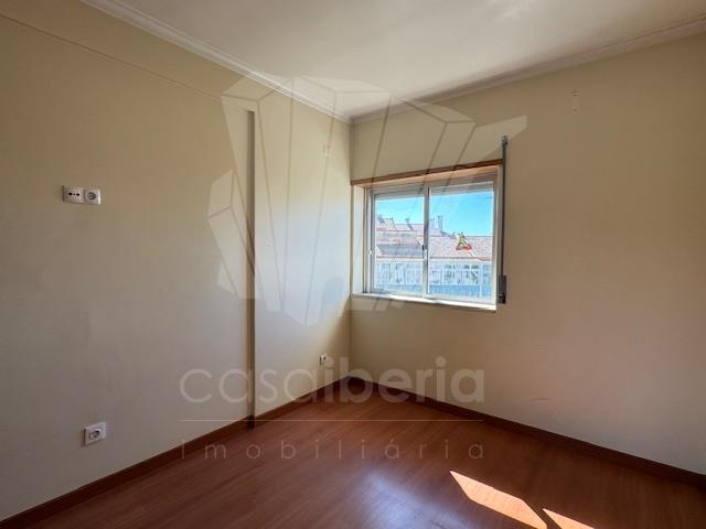 Image No.29-2 Bed Apartment for sale