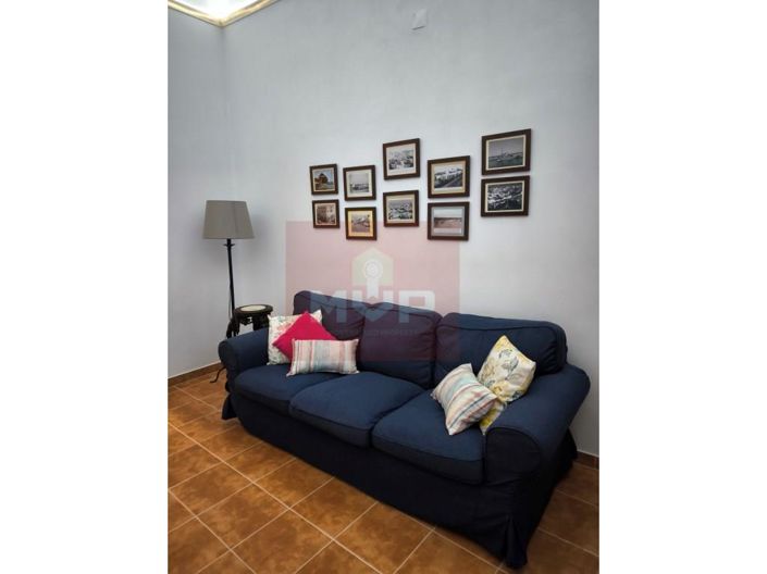 Image No.12-2 Bed House for sale