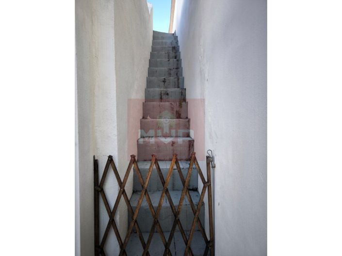 Image No.30-2 Bed House for sale