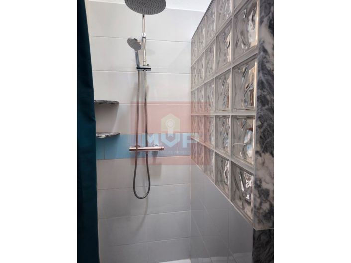 Image No.8-2 Bed House for sale