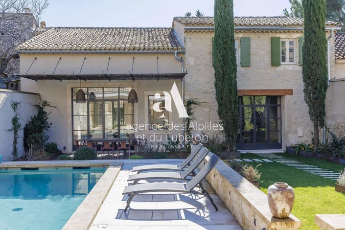 Image No.28-6 Bed House for sale