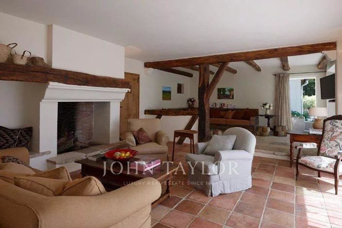 Image No.4-5 Bed House for sale