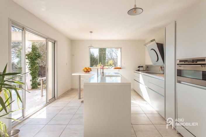 Image No.11-Maison de 4 chambres à vendre à Uzès