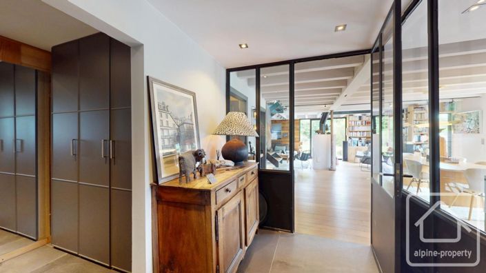 Image No.23-4 Bed Property for sale