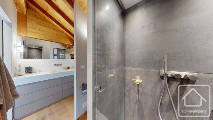 Image No.31-4 Bed Property for sale