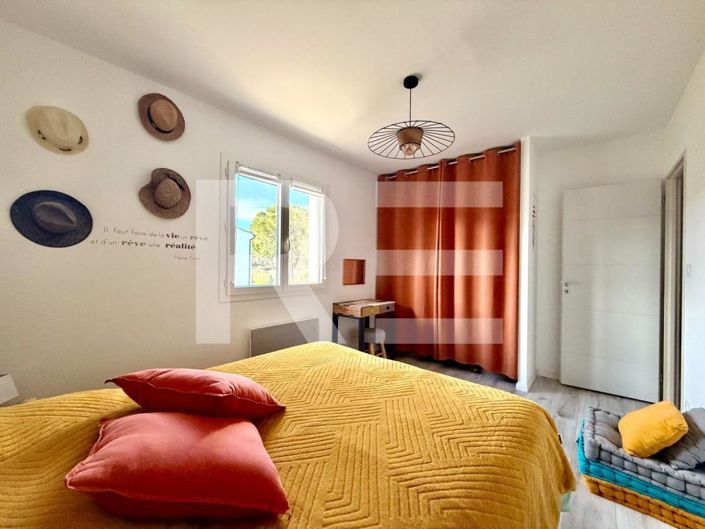 Image No.4-4 Bed House for sale