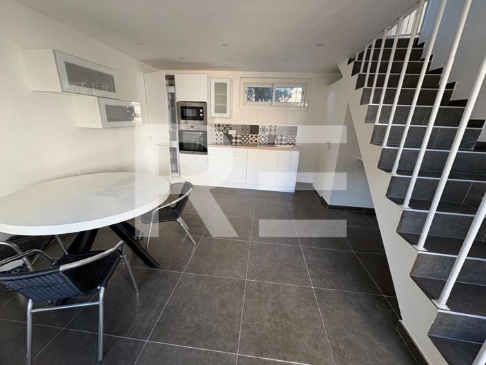 Image No.5-Maison de 2 chambres à vendre à Beauvoisin