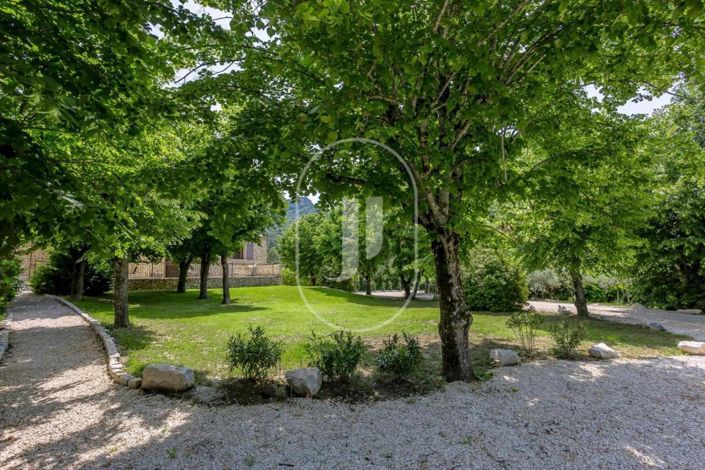 Image No.15-6 Bed House for sale