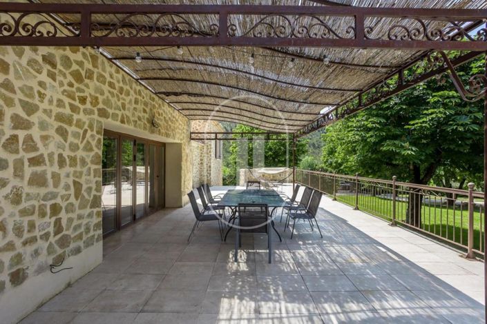 Image No.2-6 Bed House for sale