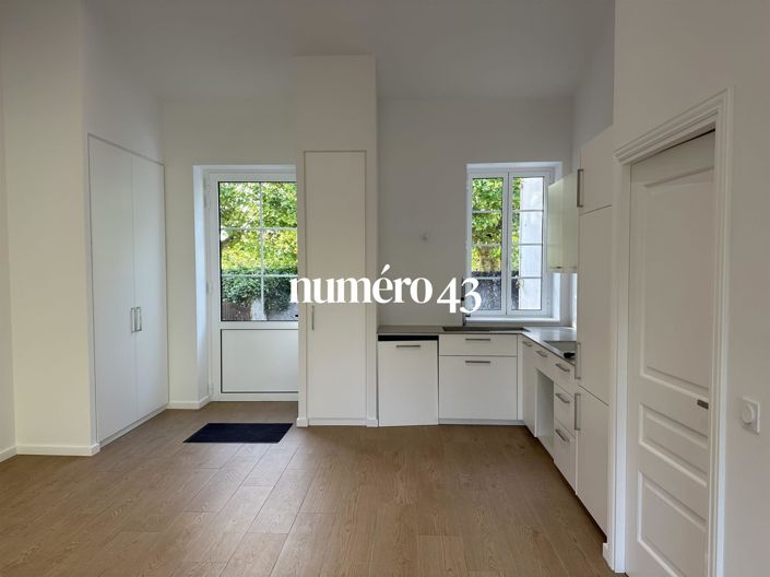 Image No.2-2 Bed Property for sale