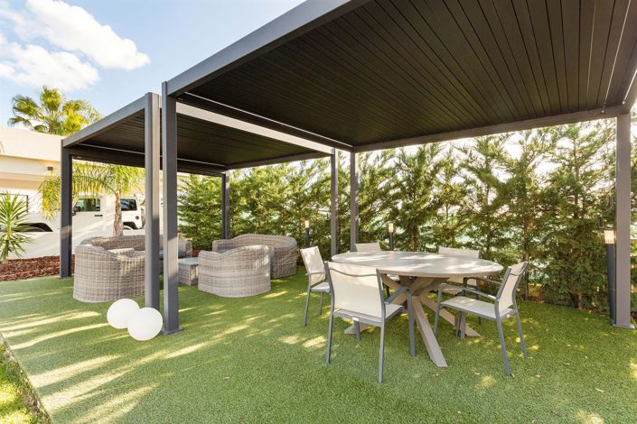 Image No.15-4 Bed House for sale