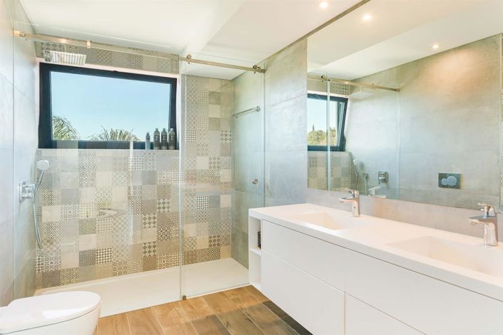 Image No.29-4 Bed House for sale