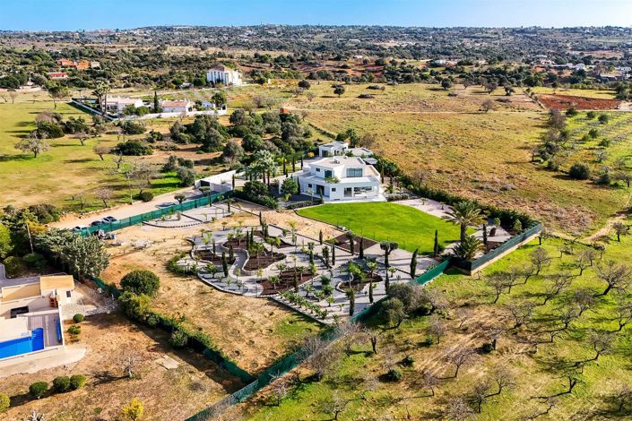 Image No.53-4 Bed House for sale