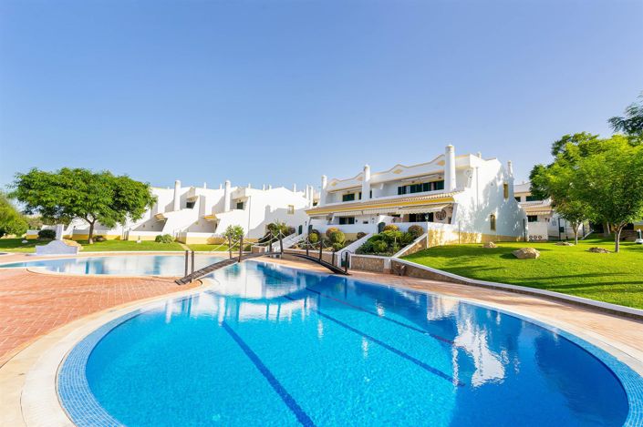 Image No.27-2 Bed House for sale