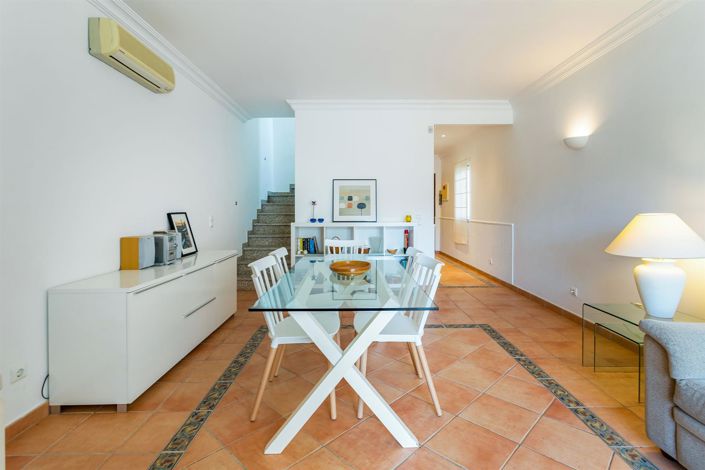 Image No.9-2 Bed House for sale