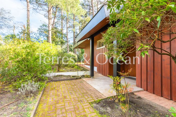 Image No.16-4 Bed House for sale