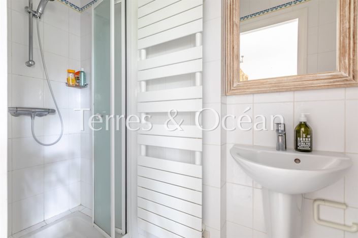 Image No.26-4 Bed House for sale