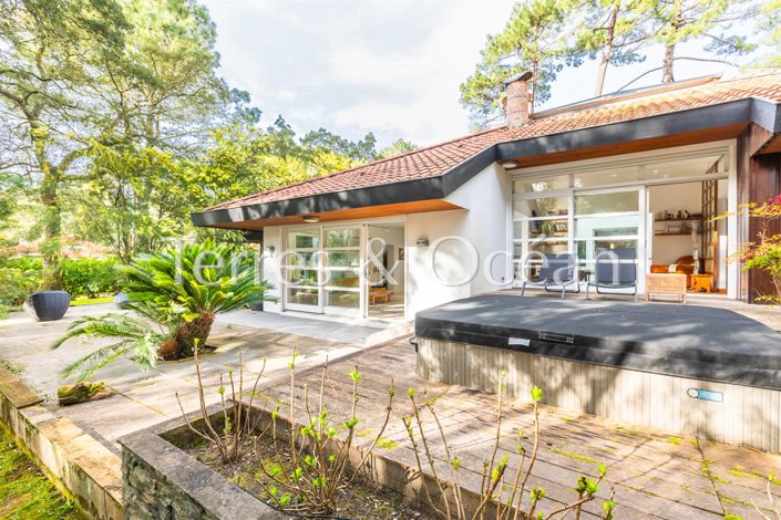 Image No.5-4 Bed House for sale