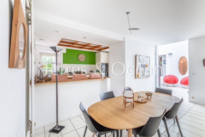 Image No.9-4 Bed House for sale