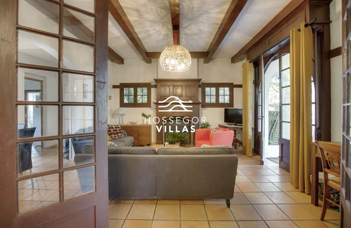 Image No.8-7 Bed House for sale