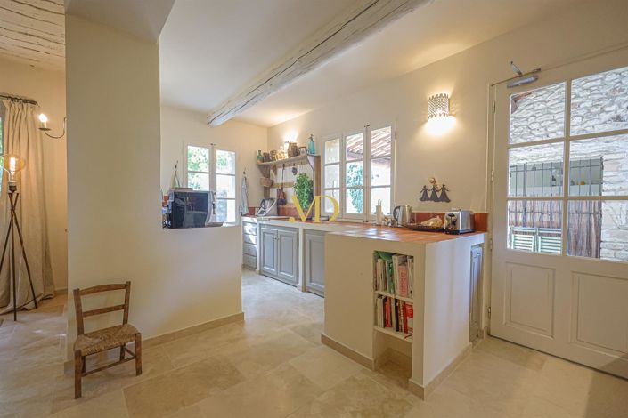 Image No.26-6 Bed House for sale