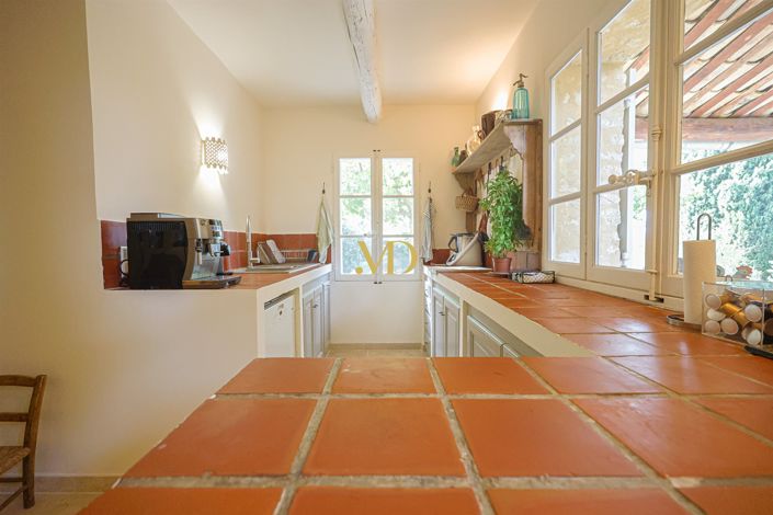 Image No.30-6 Bed House for sale