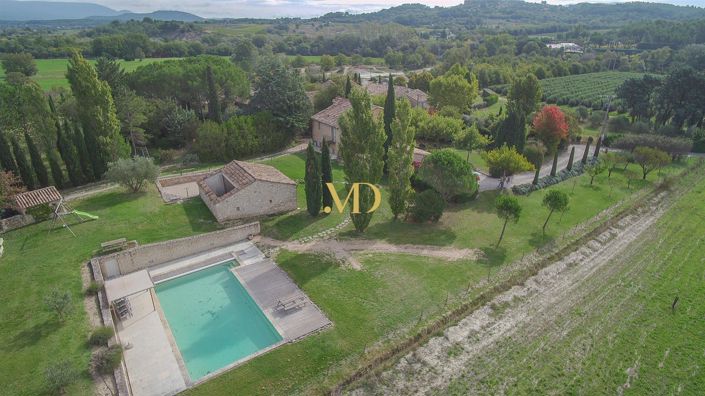 Image No.5-6 Bed House for sale