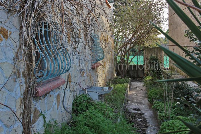 Image No.3-4 Bed House for sale