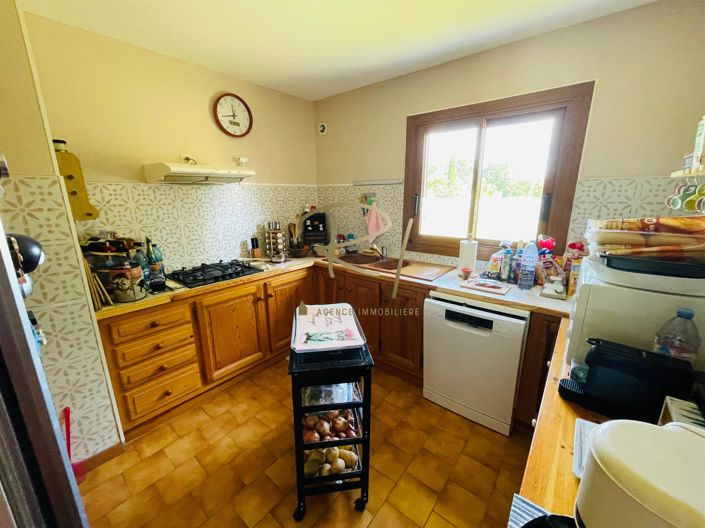 Image No.5-3 Bed House for sale