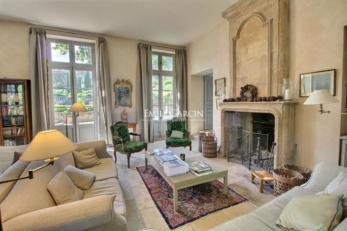 Image No.6-8 Bed Property for sale