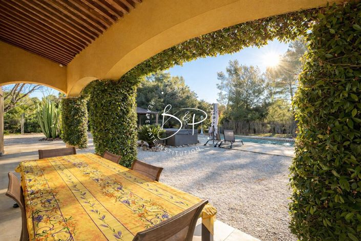 Image No.15-4 Bed House for sale