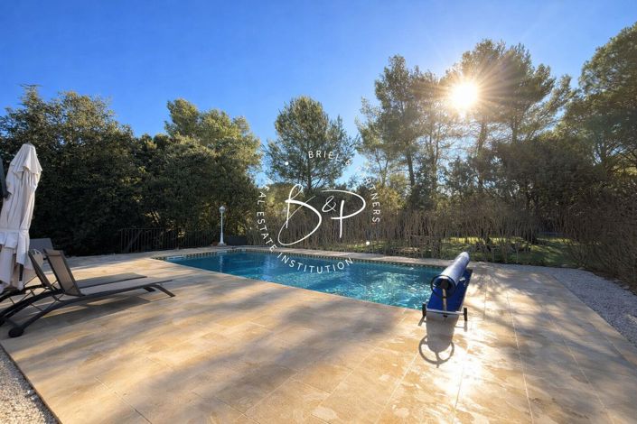 Image No.16-4 Bed House for sale