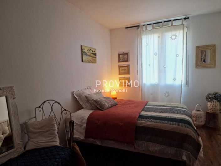 Image No.12-3 Bed Apartment for sale