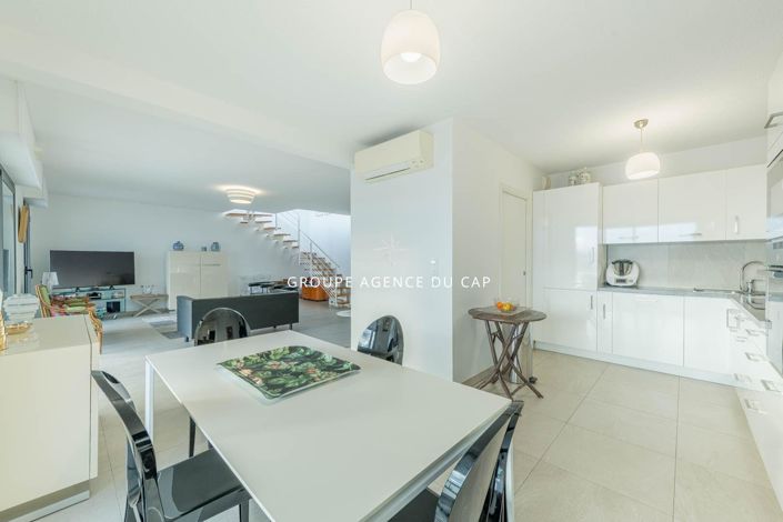 Image No.6-3 Bed Apartment for sale