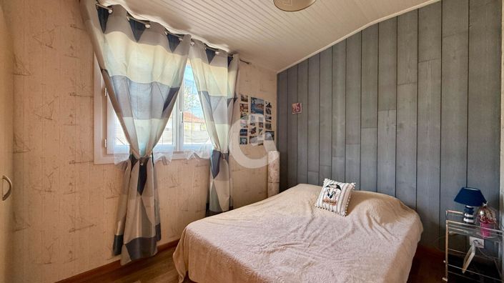 Image No.12-4 Bed House for sale