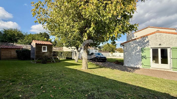 Image No.4-4 Bed House for sale