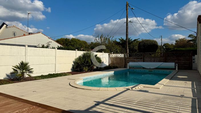 Image No.6-4 Bed House for sale