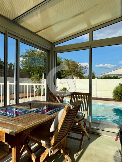 Image No.7-4 Bed House for sale