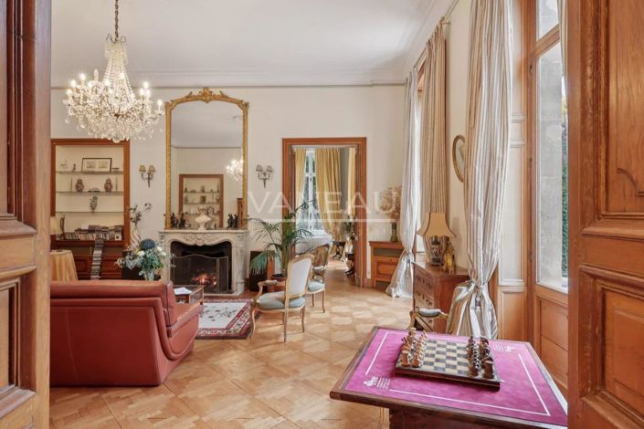 Image No.15-7 Bed House for sale