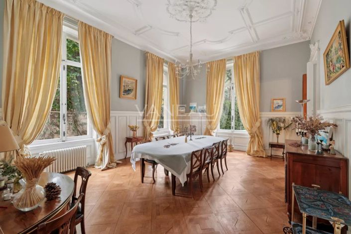 Image No.18-7 Bed House for sale