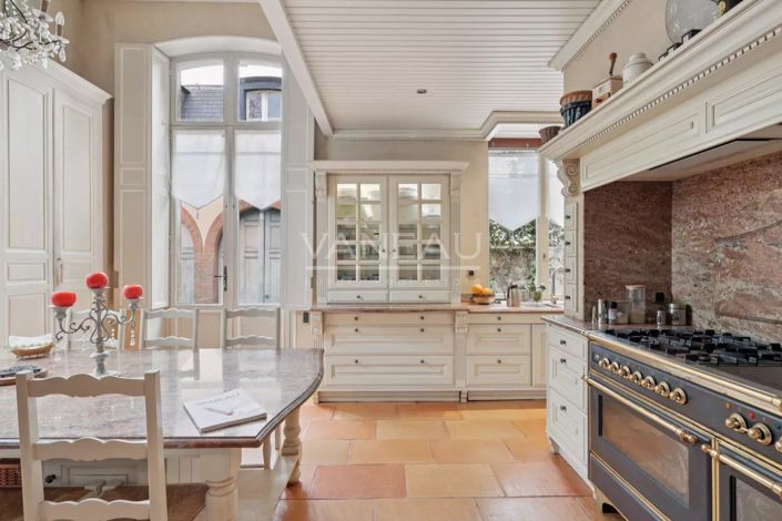 Image No.19-7 Bed House for sale