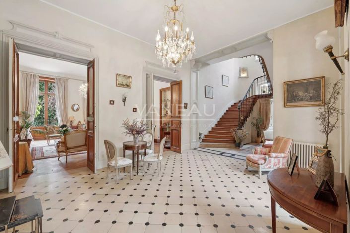 Image No.2-7 Bed House for sale