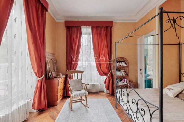 Image No.33-7 Bed House for sale